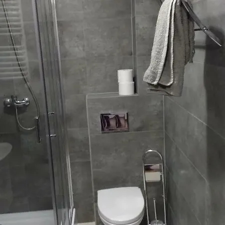 Nad Lomnica Apartamento